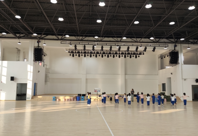 聚会扩声